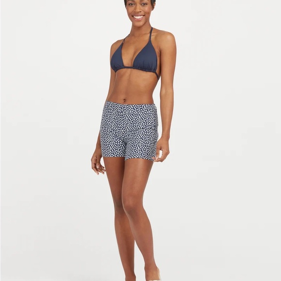 NWT! SPANX 6” Sunshine Shorts painted dot, sizes L (green)&XL (navy) 50213 $78 - Picture 4 of 11